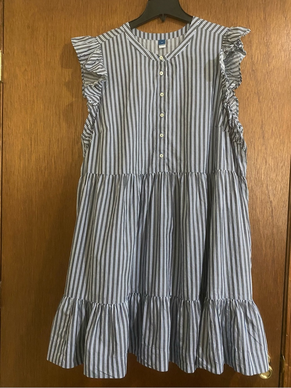 Old Navy Flutter-Sleeve Striped Cotton
Tiered Mini Swing Dress Size 3X